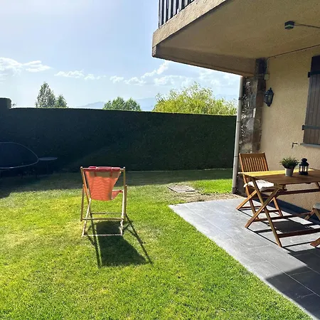 Con Piscina En Апартаменты